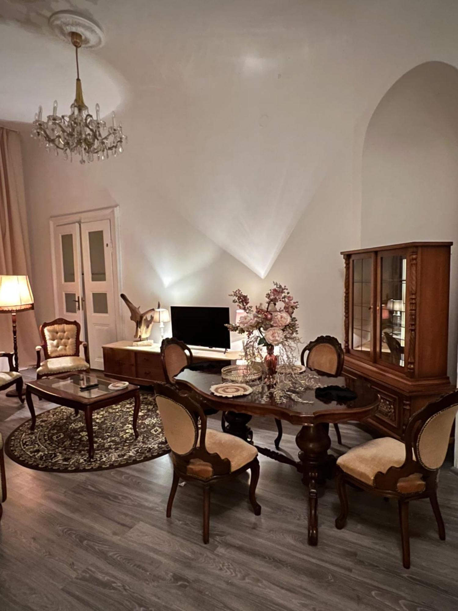 Csaky Palace Bratislava 1アパートメント エクステリア 写真